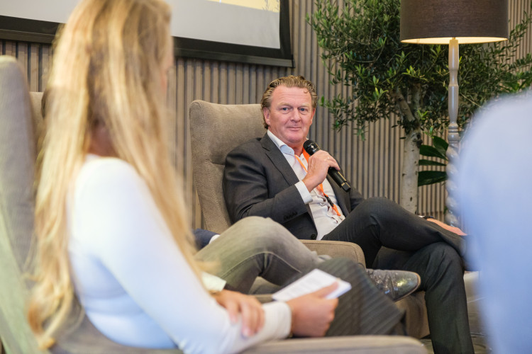 Groothuis Bouwgroep organiseert het OranjeCafé