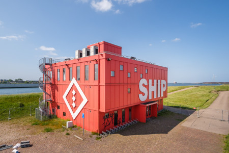 Groothuis Bouwgroep geeft informatiepunt Zeesluis IJmuiden nieuwe toekomst